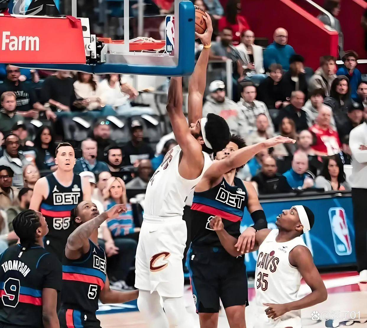 这也行？洛杉矶快船转会期回应争议加时末段费城76人调整名单以备葡超，布鲁克林篮网清晨刷新队史纪录 